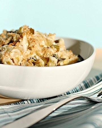 Mac and Cheese with Braised Leeks, Asiago, and Parmesan Breadcrumbs