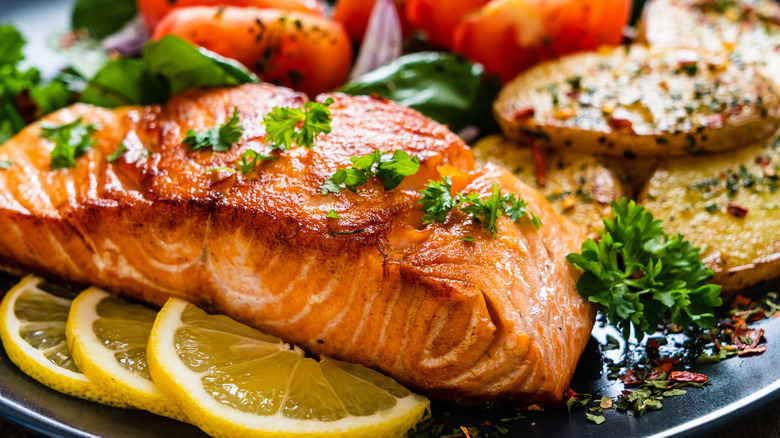 cooked salmon filet on plate