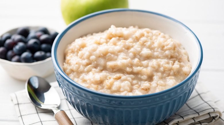 Oatmeal with Fruit