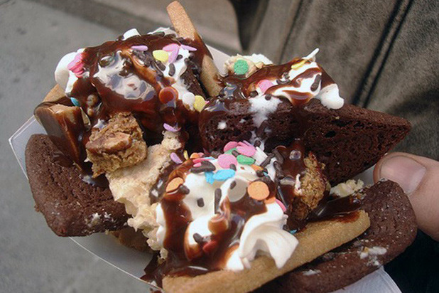 Sweet Nachos: Ultimate Dessert Nachos