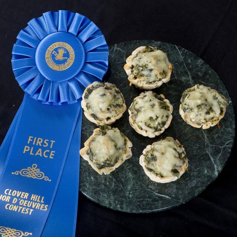 Mushroom Spinach Cups recipe - The Daily Meal