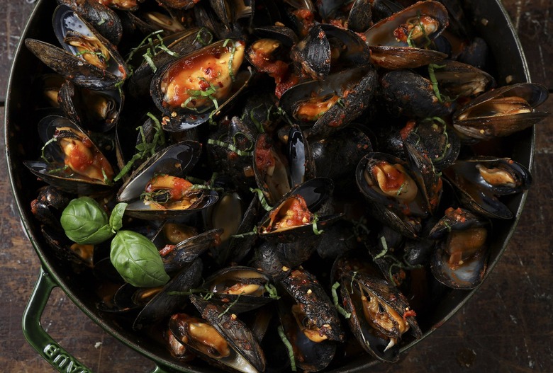 Mussels Marinara recipe - The Daily Meal