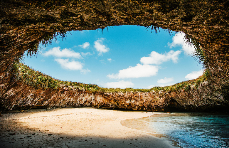 Hidden Beach, Islas Marietas, Mexico