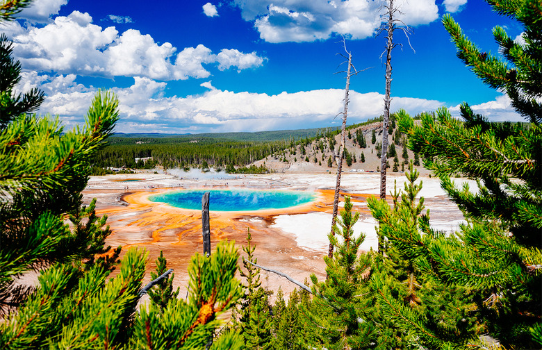 Grand Prismatic Springs, Yellowstone, United States 