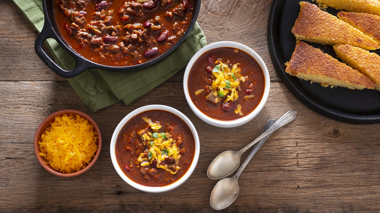 Pot and bowls of chili