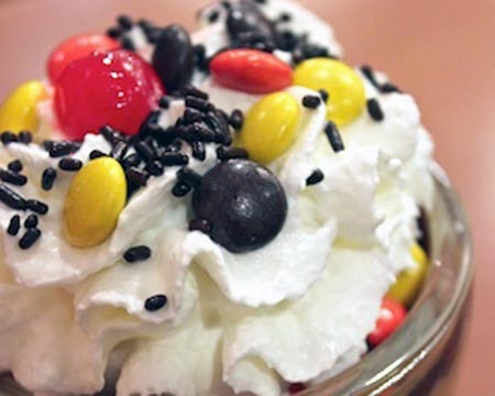 Dessert, the Holy Grail at Friendly&apos;s.