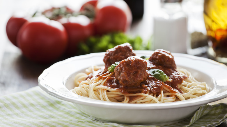 plated spaghetti and meatballs