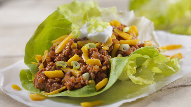 Meat in lettuce wrap