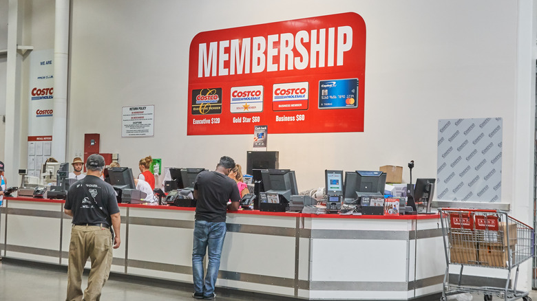 Costco membership line