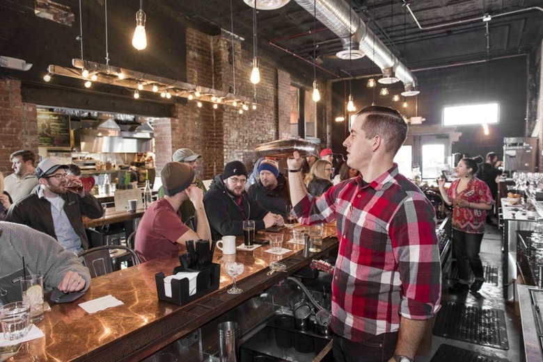 bar