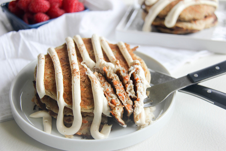 Carrot Cake Pancakes 