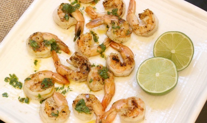 Grilled Shrimp With Cilantro-Chili Sauce