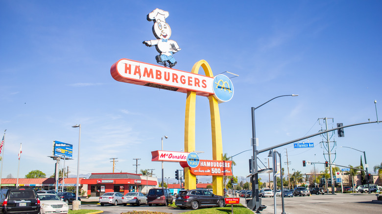 Oldest McDonald's with Speedee mascot