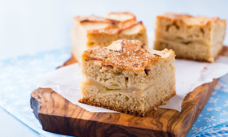 Apple Cake