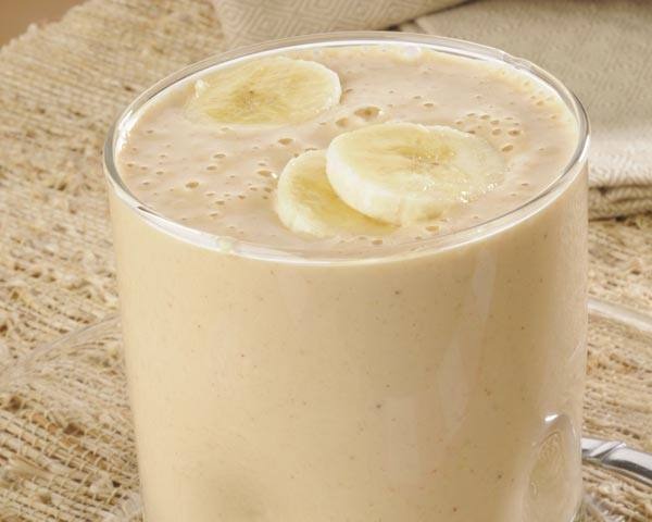 Peanut Butter, Banana, and Oat Smoothie