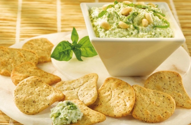 Pesto Cottage Cheese Dip