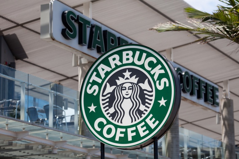 starbucks philly 911 call