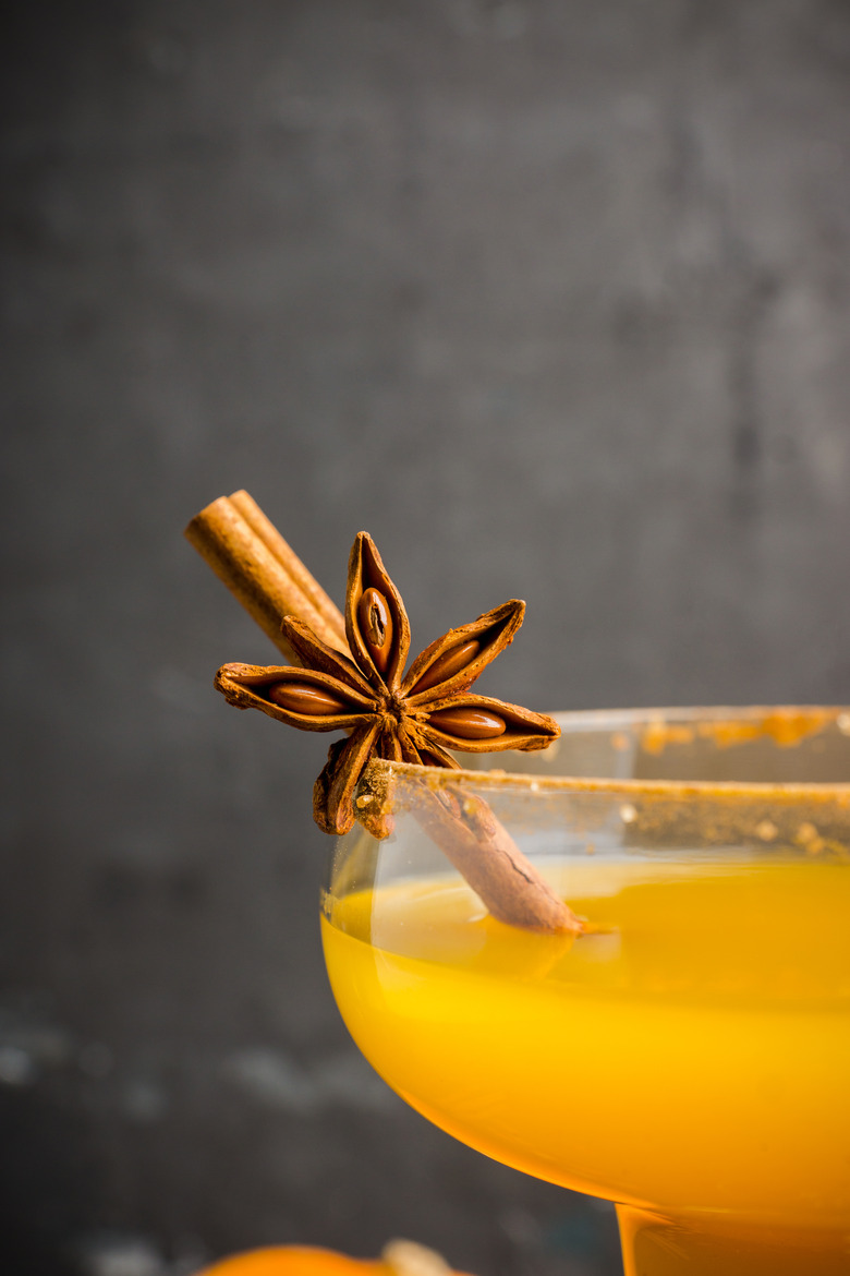 Keto Pumpkin Spice Cocktail