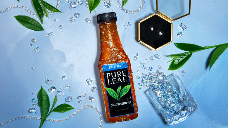 Pure Leaf tea bottle, earrings