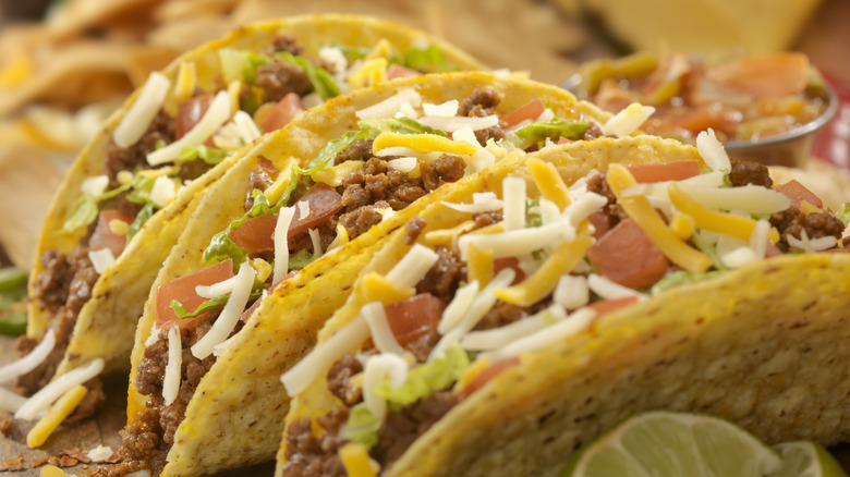 Fast food tacos