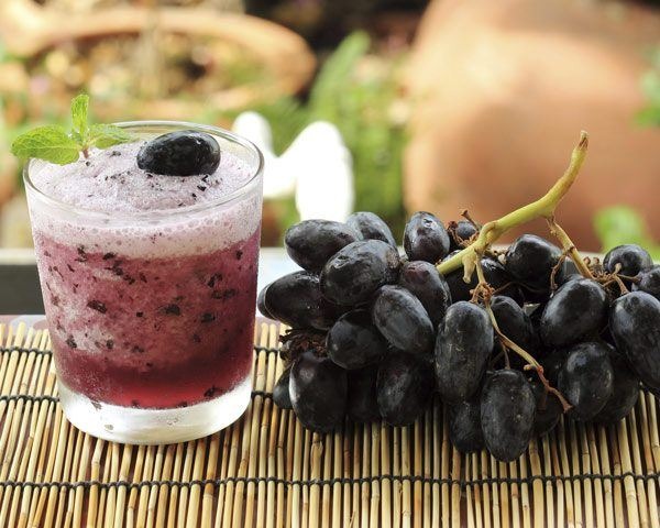 Red Grape Nectarine Brazil Nut Smoothie