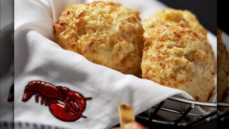 Basket of Red Lobster biscuits