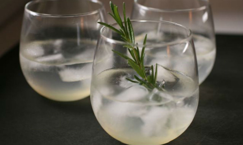 Rosemary Lemonade