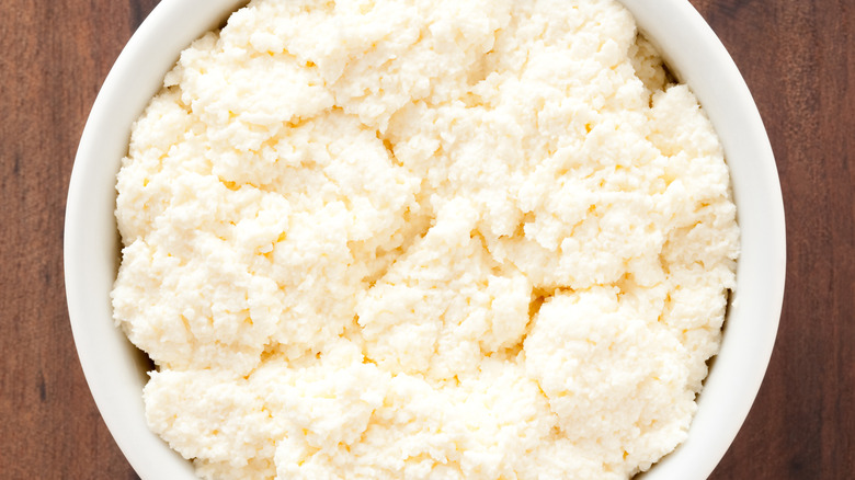 Bowl of ricotta cheese