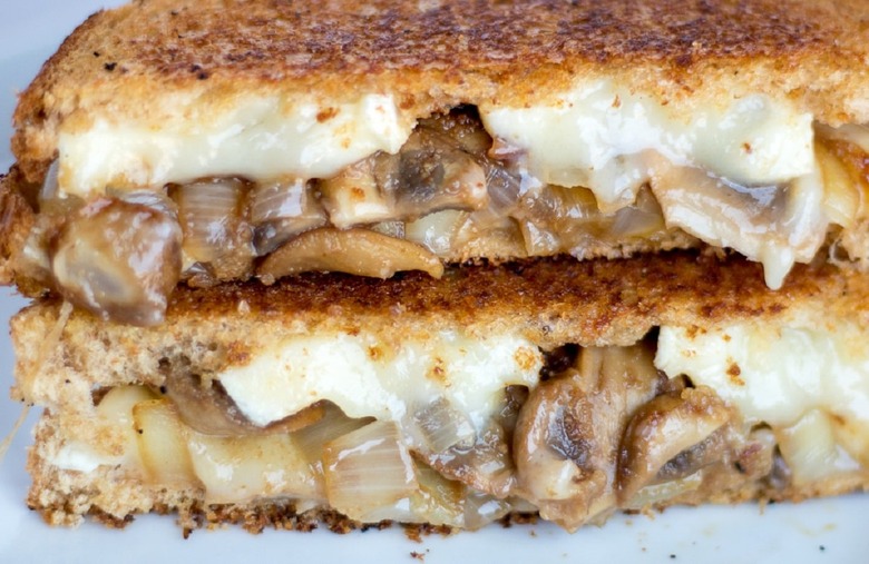 Balsamic, Mushroom and Onion Grilled Brie Cheese Sandwich 