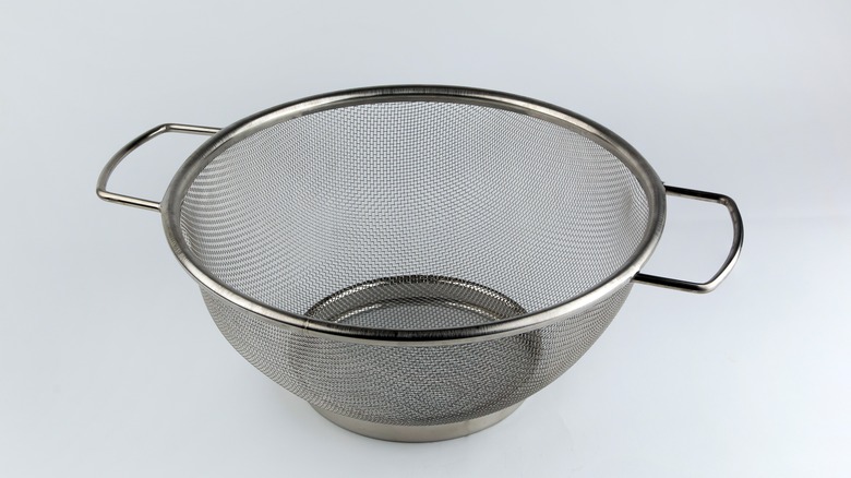 mesh sieve