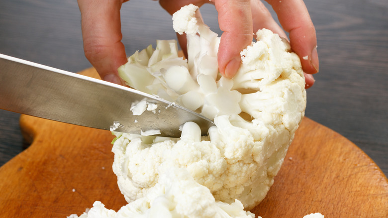 cutting florets from cauliflower core