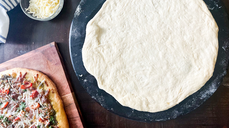 cooked and uncooked pizza crust