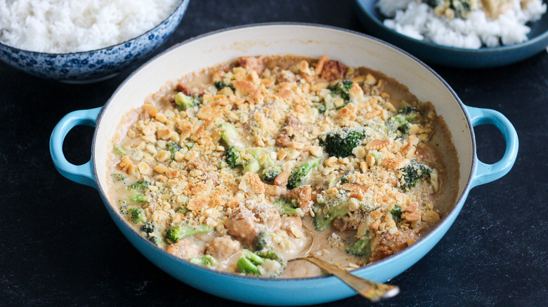 chicken divan in skillet