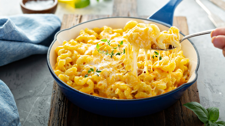 A skillet full of mac and cheese 