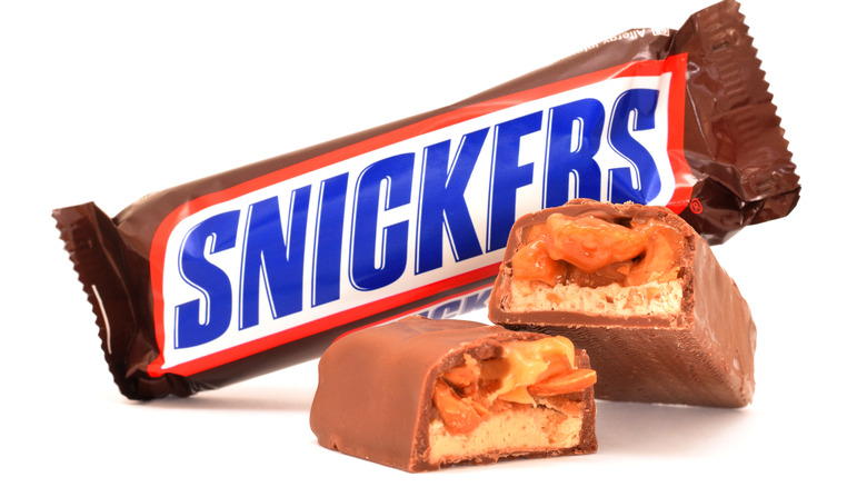 Snickers bar