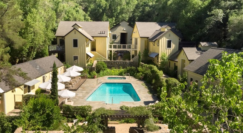 Farmhouse Inn