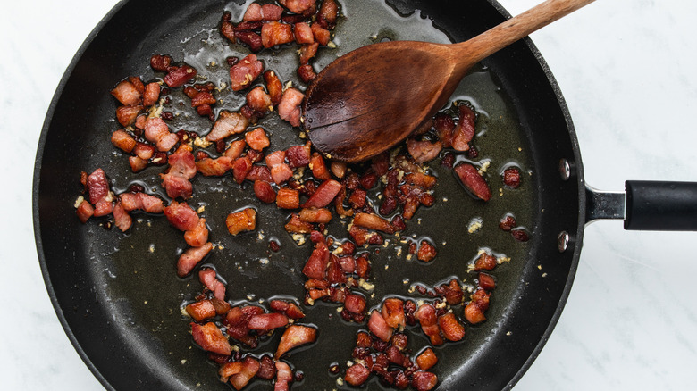 pancetta in pan