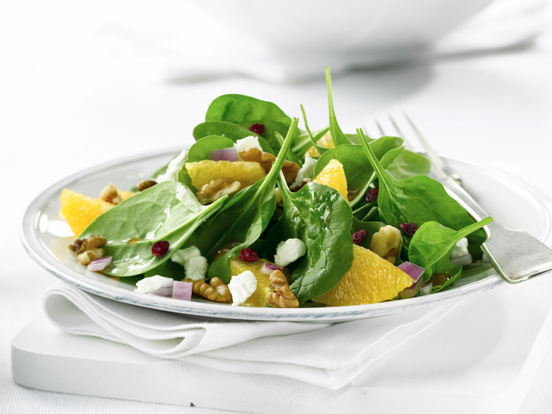 Spinach Salad With Tangerine-Rosemary Vinaigrette recipe - The Daily Meal