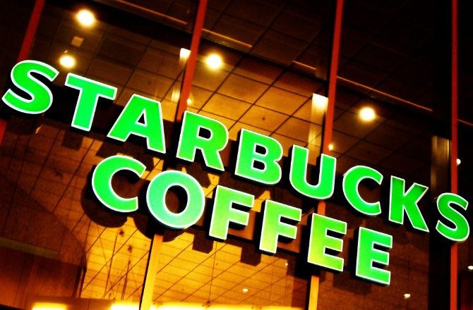 Starbucks' Boozy Late Nights