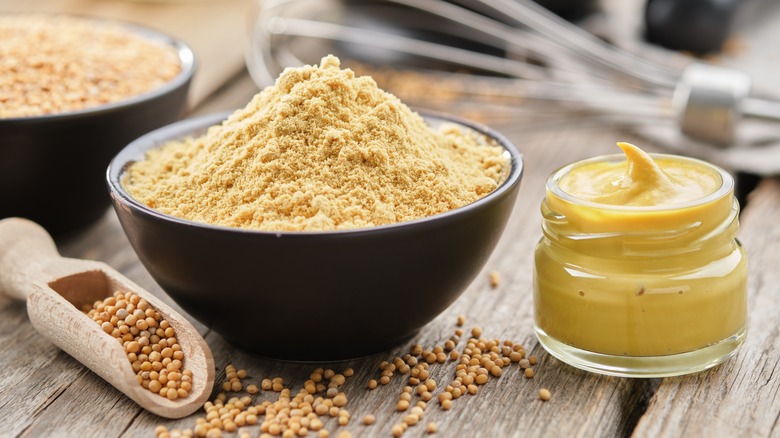 Various forms of mustard
