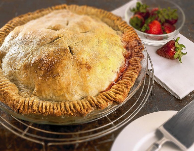 Strawberry-Rhubarb Deep Dish Pie recipe - The Daily Meal