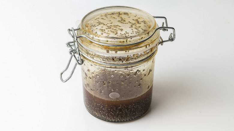 dressing in a jar 