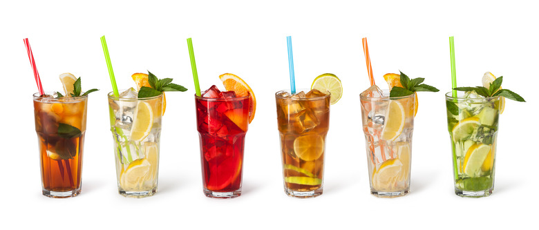 Summer Cocktails You Need to Make This Year