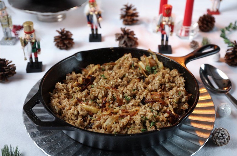 Sweet spiced brown rice and gingered lentils