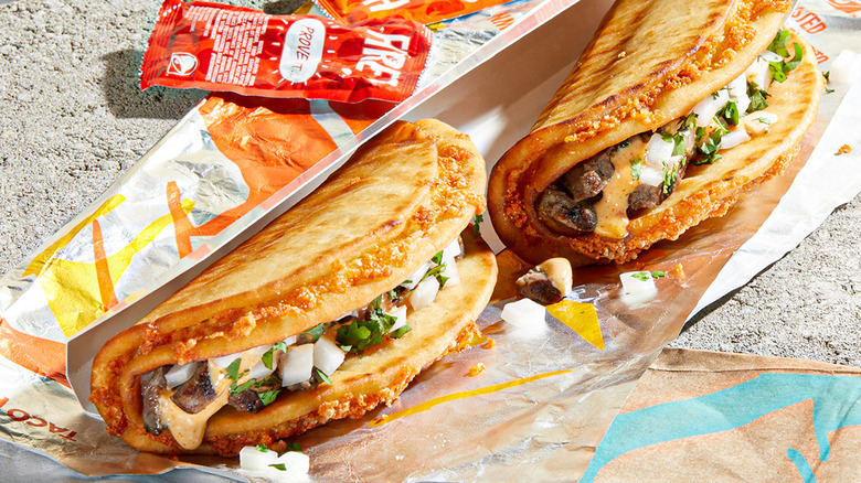 Taco Bell cheesy street chalupas
