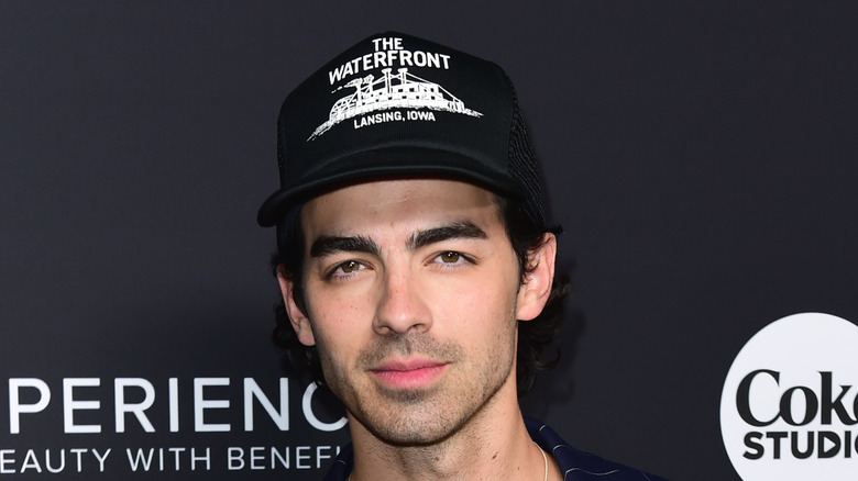 joe jonas close up