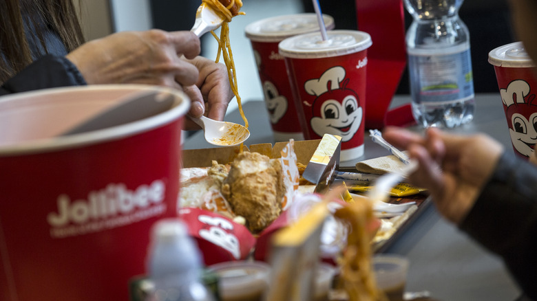 Jollibee food and drinks