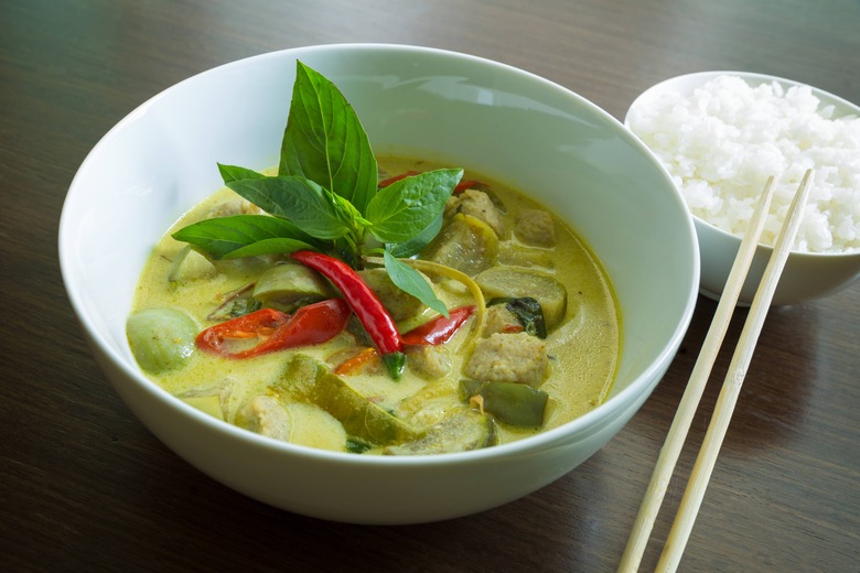 Green Chicken Curry