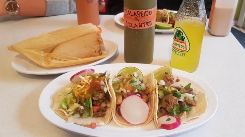 Pica Taco platter