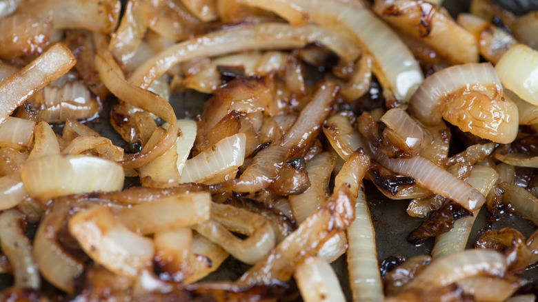 Grilling onions caramelized